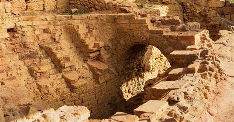  Zibo Zhangdian Ancient Kiln Site: Keşfedilmeyi Bekleyen Bir Tarih Hazinesi!